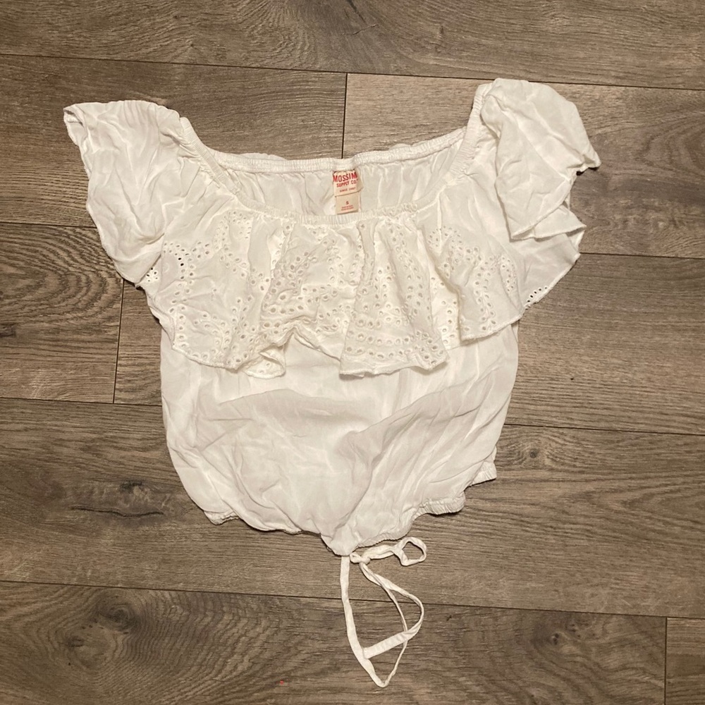 White crop top